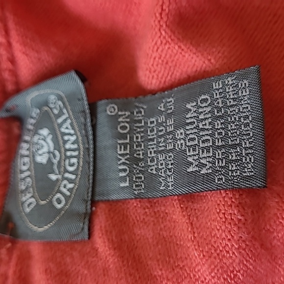 Designers' originals sweater size medium  orange color - Picture 10 of 10